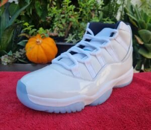 Jordan Retro 11 Legend Blue